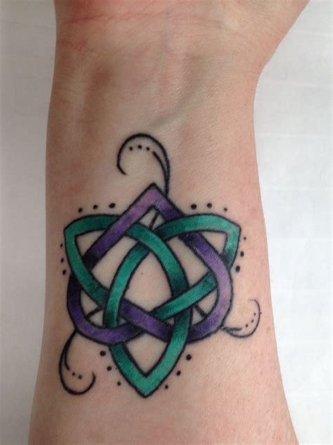 Brüderchen und schwesterchen) is a european fairy tale which was, among others, written down by the brothers grimm (khm 11). Celtic Sister tattoo … | Sister symbol tattoos, Celtic ...
