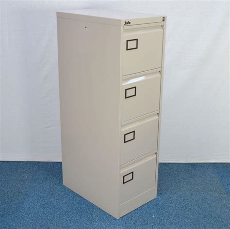 Our file cabinet range includes metal filing cabinets & lockable filing cabinets to organise & secure your paperwork. Silverline Light Grey A4 Filing Cabinet