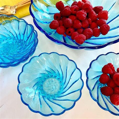 Vintage Hazel Atlas Capri Swirl Berry Bowl Berry Bowl Bowl Set Blue