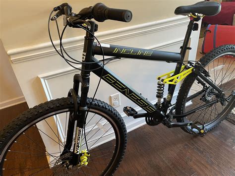 Genesis 29 Mens Mountain Bike Blackyellow For Sale In Covington Ga