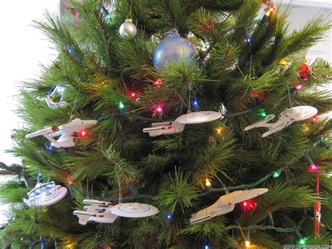 Dork Dimension Toy Pix Star Trek Christmas Tree Display