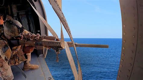 Us Navy Sniper Vs Somali Pirates How They Shot So Accurately Youtube