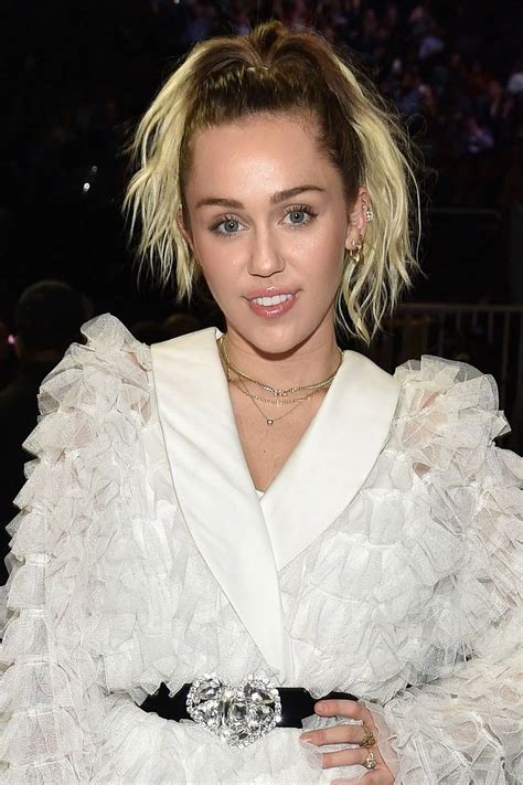miley cyrus hairstyles best hair makeup and beauty looks glamour uk