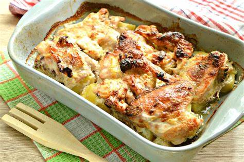 Диета картошка курица Курица с картошкой, запеченная в сметане рецепт с фото пошагово Курица с картошкой, запеченная в сметане рецепт с фото пошагово Диета картошка курица
