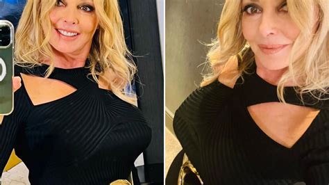 Carol Vorderman Posts Series Of Eye Popping Pictures As She Poses In Tight Black Top The Irish Sun