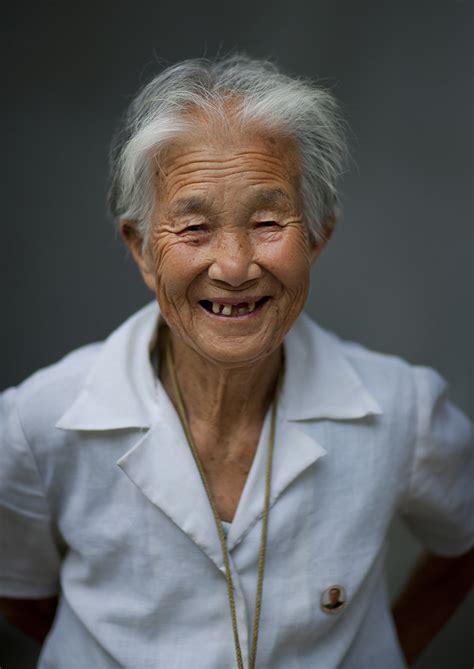 North Korean Elderly Woman Smiling With Toothless Grin Py Flickr