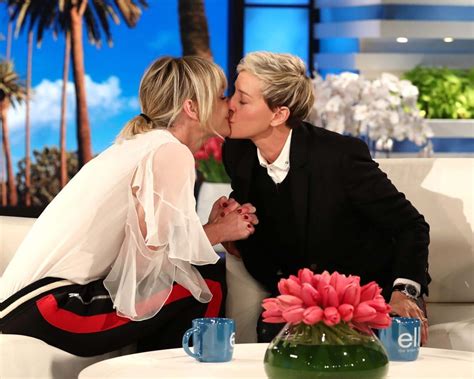 Ellen Degeneres And Portia De Rossi Kissing Ellen Degeneres And Portia Ellen Degeneres And