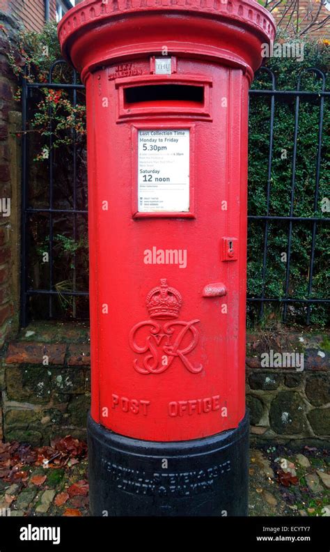 Postbox Red Pillar Box With Gr Vi On It Stock Photo Alamy