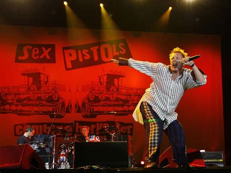 Rare Film Footage Of Historic 1976 Sex Pistols Concerts To Go On Sale Express And Star