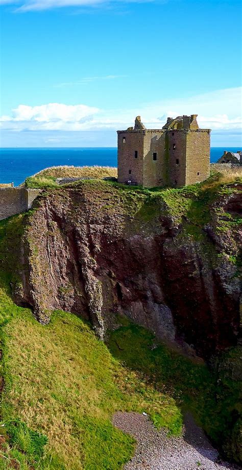 Dunnottar Castle A Ruined Medieval Fortress In The Aberdeenshire Area