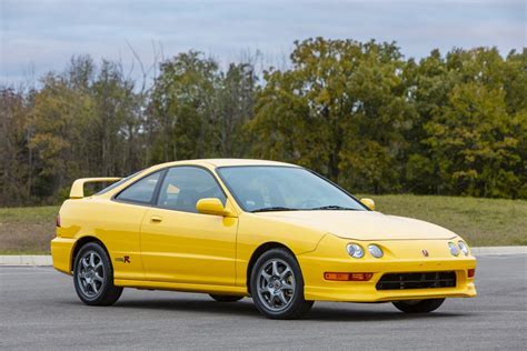 Not All Barn Finds Are Perfect But This 2001 Acura Integra Type R Is