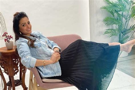 Soon To Be Mom Anita Hassanandani Talks About Conceiving Naturally At 39 Says Age Is Just A