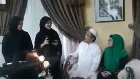 Sosok Syarifah Najwa Shihab Putri Rizieq Shihab Yang Akan Menikah