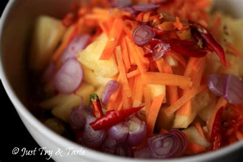 Cara membuat acar nanas · 1. Resep Acar Merah Nanas, Ketimun & Wortel | Just Try & Taste
