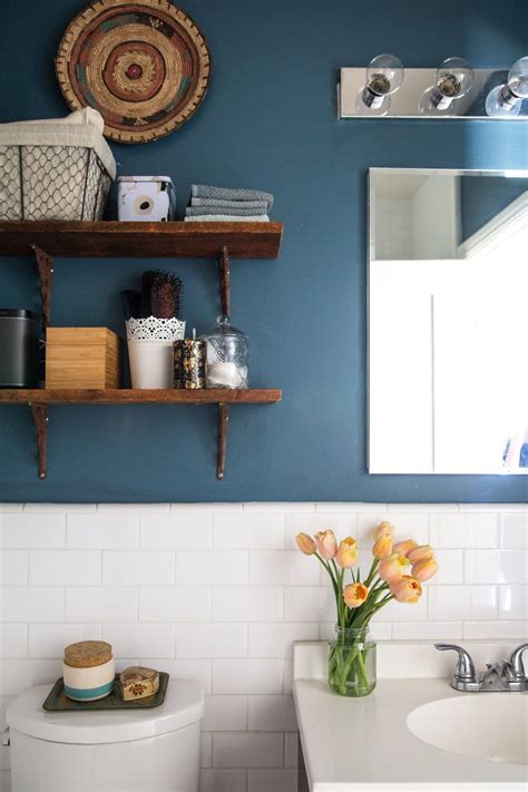 See more ideas about silver paint walls, geometric wall, geometric wallpaper home. Allison's Silver Lake Charmer With a View | Apartment ...