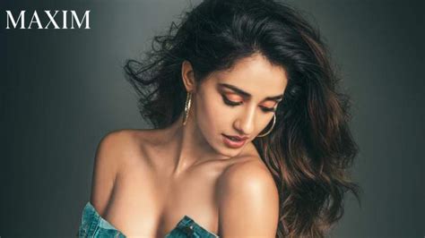 Top 10 Hottest Bollywood Actresses 2019 See Hot Photos Hinglish News