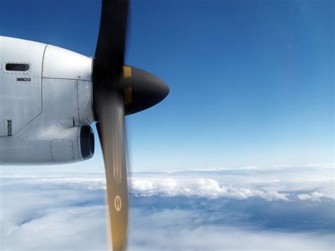 無料画像 翼 雲 飛ぶ 旅行 飛行機 車両 航空会社 フライト 休日 青 旅客機 プロペラ Atr どこかに行っ