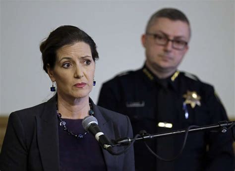 Two Oakland Cops Resign Amid Sexual Misconduct Investigation Video