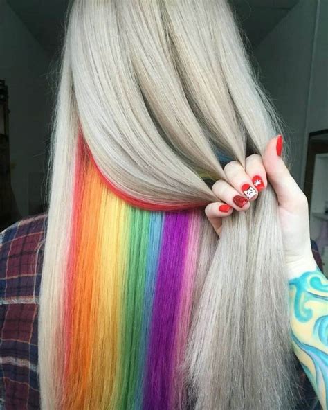 Versteckte Regenbogen Haare Farbkombinationen Und Styling Ideen Für