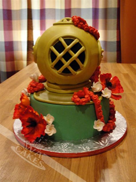 Making of the the mark mullighan's deep sea diver helmet, by the master of glass fiber pietro latona. Mark V Deep Sea Diver Helmet Wedding Cake - CakeCentral.com