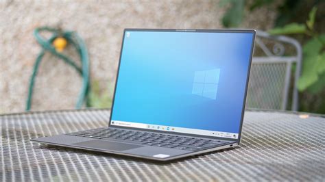 Dell Xps 13 2020 Review Another Great Xps Expert Reviews