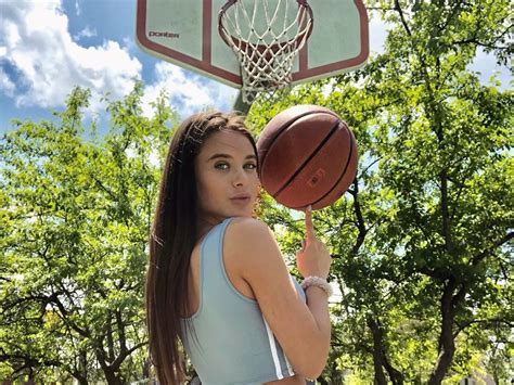 Lana Rhoades Height Facts Biography Models Height