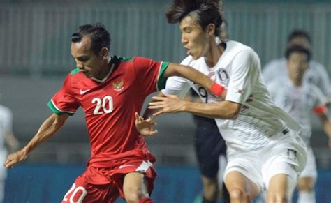 Video ini buktikan riko simanjuntak adalah pemain tercepat di indonesia. Pendapat Riko Simanjuntak tentang Persebaya | Emosi Jiwaku