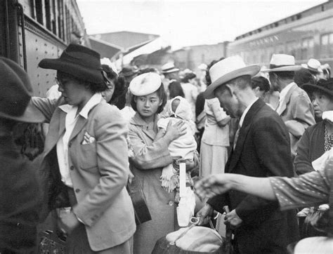 the internment of japanese americans in pictures 1942 1944 rare historical photos japanese