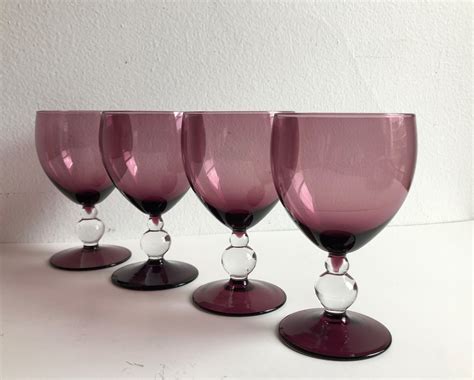 Beautiful Set Of 4 Vintage 8 Ounce Amethyst Crystal Footed Wine Glasses Goblets With Clear Stems
