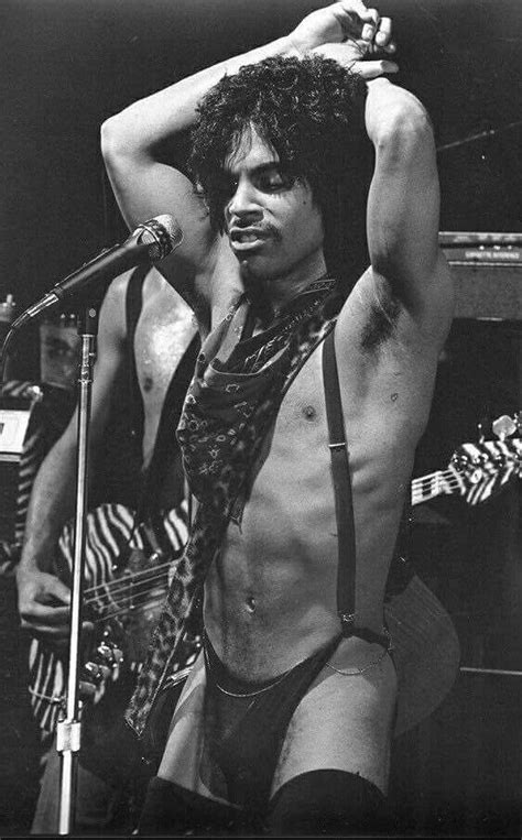 Pin By Iampatricha22 On Prince Zonelove Music Prince Musician Prince Rogers Nelson The