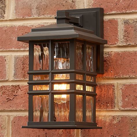 Versatile In Its Transitional Styling The Clean Craftsman Outdoor Sconce Brings A Structured