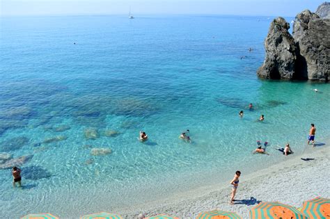 The Monterosso Al Mare Beach Guide