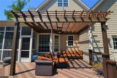 Apex Deck With Custom Pergola And Ogee Cut Rafters Deck Raleigh