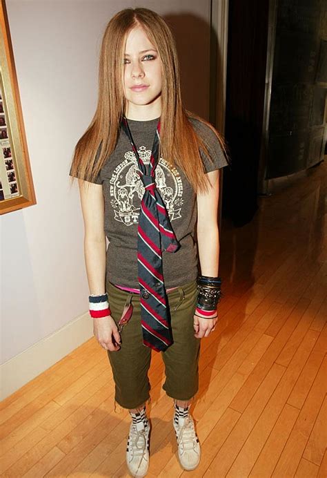 Avril Lavigne Avril Lavigne Style Early 2000s Fashion Spirit Week Outfits