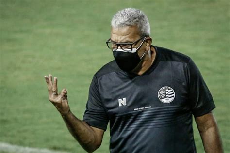 Twitter oficial do clube náutico capibaribe. Técnico Hélio dos Anjos destaca a recuperação de jogadores ...