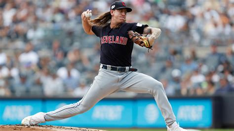 Indians starter Mike Clevinger to have left knee surgery - KVEO-TV