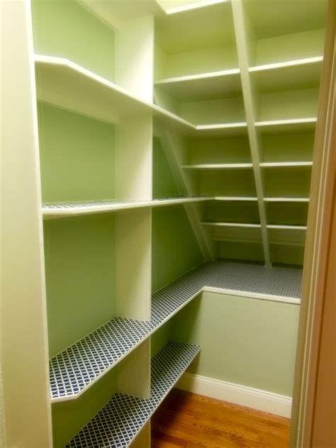 Making your under the stairs closet into a pantry is a great way to maximize under utilized space. Best 25+ Under stairs cupboard ideas on Pinterest | Under ...