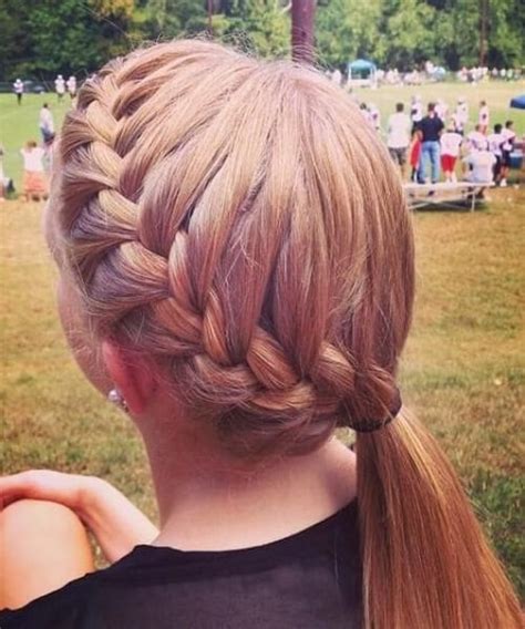 45 Best French Braid Hairstyles For Women In 2022 With Images