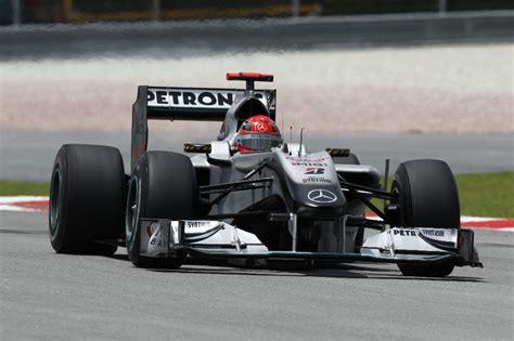 En lo referente a la posible penalización de la fia por incumplir el. F1: Gran Premio de Malasia 2010 1 - Autocity