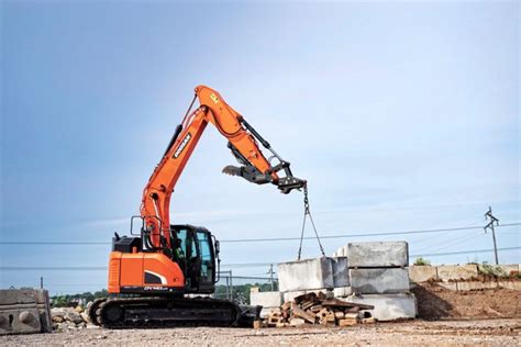 Doosans Dx140lcr 5 Excavator To Be Displayed During 2018 World Of