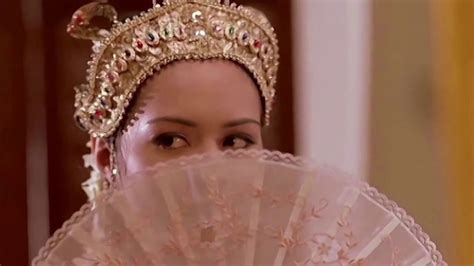 The storyline of the film is a restless female ghost wants to avenge her death. Sri Rama Balik - Pontianak Sundal Malam (The Movie) - YouTube