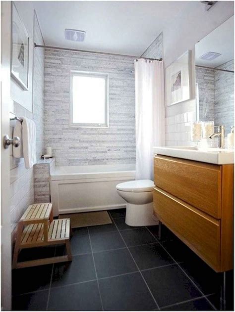 60 Elegant Small Master Bathroom Remodel Ideas 35