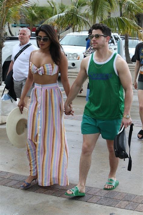 This Is How Priyanka Chopra And Nick Jonas Do Vacation Style Priyanka