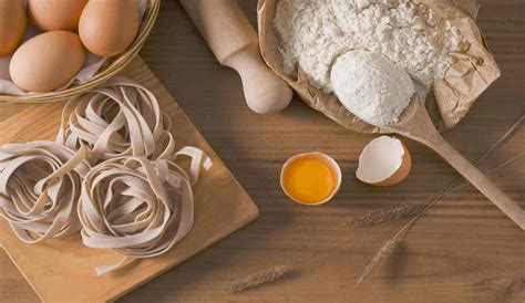 La pasta fresca fatta in casa non è solo un alimento! Pasta fresca fatta in casa: la ricetta della classica ...