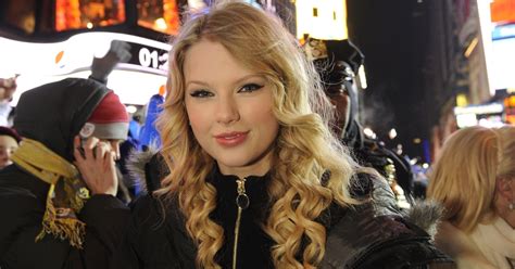 Taylor Swift To Headline Dick Clarks New Years Bash