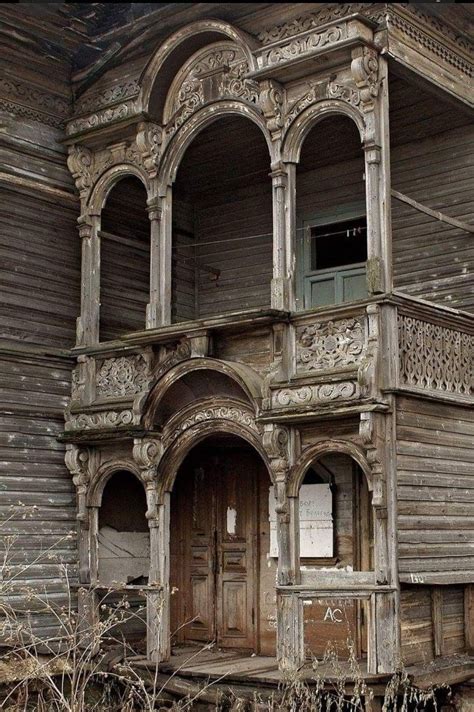 What abandoned place are you? Such beauty in these old bones | Old abandoned houses ...