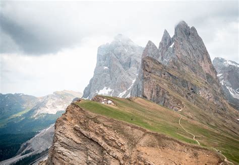 8 Most Scenic Day Hikes In The Dolomites