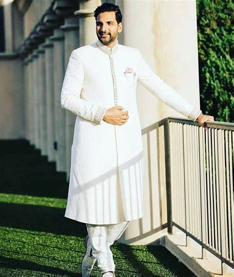 50 White Sherwani Go Royal With White Ace The Look