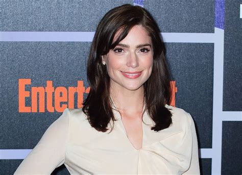 Janet Montgomery On Salem How The Show Is Feminist Exclusive Video