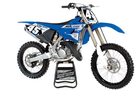 The 125cc liquid‑cooled 2‑stroke is the most fun you can have on two wheels. 10 THINGS YOU MIGHT NOT KNOW ABOUT THE YZ125 | Dirt Bike ...